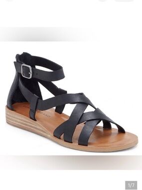 Lucky Brand Black Strappy Ankle-Wrap Sandals